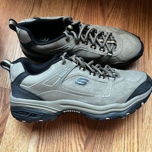 Skechers Sport Men's Energy 3-Punisher Trail Sneakers Size 10